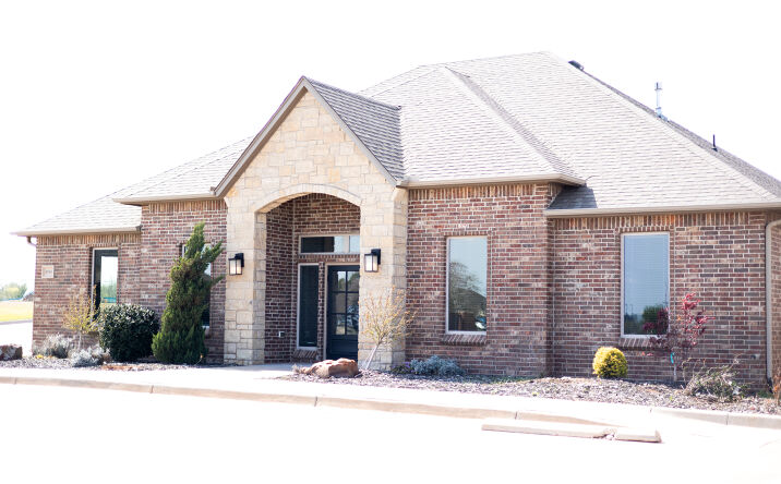 Pictures of Office property located at 8900 Silver Hill Dr, Oklahoma City, OK 73132 for lease - image #1