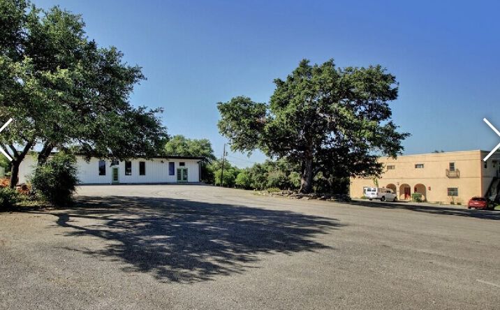 Pictures of Retail, Office property located at 580 Farm to Ranch Rd 3237, Wimberley, TX 78676 for lease - image #1