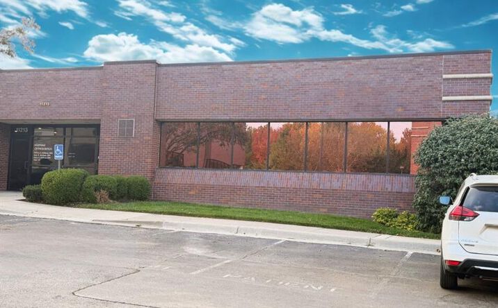 Pictures of Office property located at 11213 Nall Avenue, Leawood, KS 66211 for lease - image #1