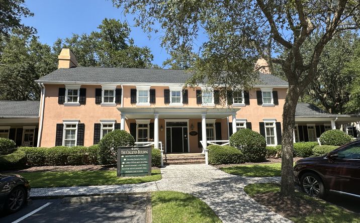 Pictures of Office property located at 10 Pinckney Colony Road, Bluffton, SC 29910 for lease - image #1