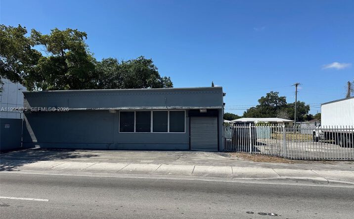 Pictures of Retail property located at 2531 NW 79th St, Miami, FL 33147 for lease - image #1