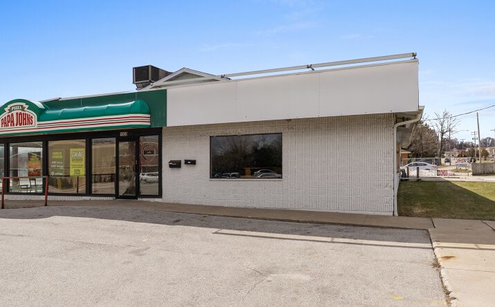 Pictures of Retail property located at 1930 E Mason St, Green Bay, WI 54302 for lease - image #1