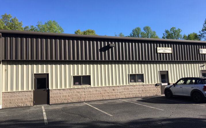 Pictures of Industrial property located at 1432 Old Waterbury Road, Southbury, CT 06488 for lease - image #1