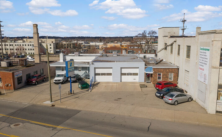 Pictures of Retail, Office property located at 1151 Plainfield Ave NE, Grand Rapids, MI 49503 for lease - image #1