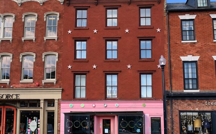 Pictures of Retail property located at 3015 M St NW, Washington, DC 20007 for lease - image #1