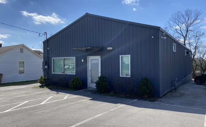Pictures of Office property located at 2505 Eugenia Ave, Nashville, TN 37211 for lease - image #1