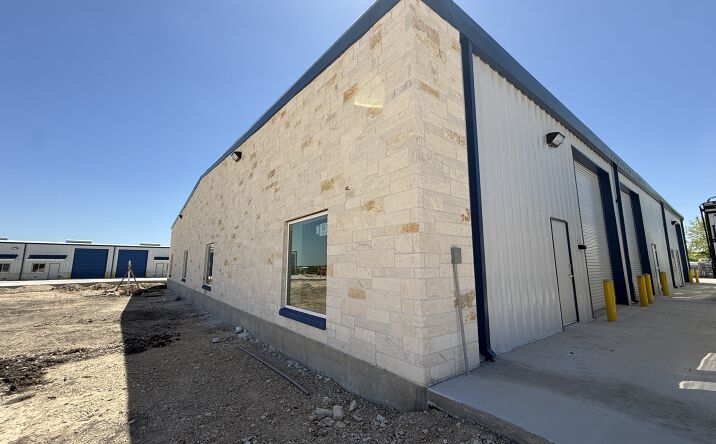 Pictures of Industrial property located at 519 Sunstorm Cir, New Braunfels, TX 78130 for lease - image #1