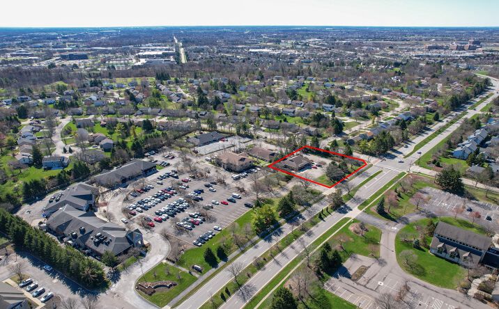Pictures of Retail property located at 7076 Muirfield Dr, Dublin, OH 43017 for lease - image #1