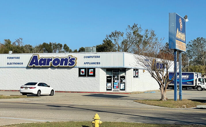 Pictures of Retail property located at 18010 Pineville Rd, Long Beach, MS 39560 for lease - image #1