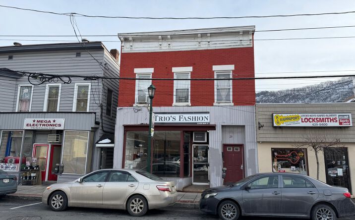 Pictures of Retail property located at 29 New Main St, Haverstraw, NY 10927 for lease - image #1