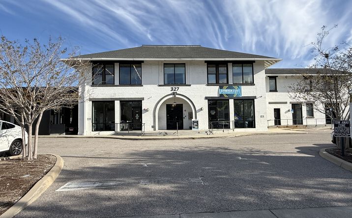 Pictures of Office property located at 327 11th Ave N, St. Petersburg, FL 33701 for lease - image #1