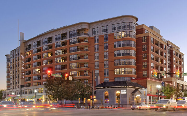 Pictures of Retail, Restaurant property located at 1028 S. Walter Reed Dr, Arlington, VA 22204 for lease - image #1