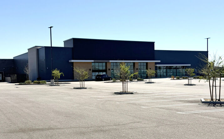 Pictures of Retail property located at 16188 S Highland Ave, Fontana, CA 92336 for lease - image #1