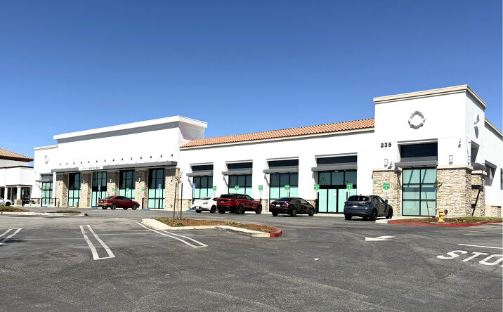 Pictures of Retail property located at 235 E Foothill Blvd, Upland, CA 91786 for lease - image #1