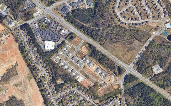 Pictures of Land property located at Loganville Hwy & Oak Grove Rd, Grayson, GA 30017 for lease - image #1