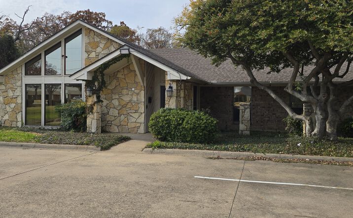 Pictures of Office property located at 2608 Matlock Rd, Arlington, TX 76015 for lease - image #1