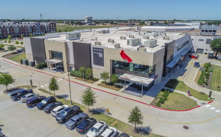 Pictures of Office property located at 3560 & 3662 W Camp Wisdom Rd, Dallas, TX 75237 for lease - image #1