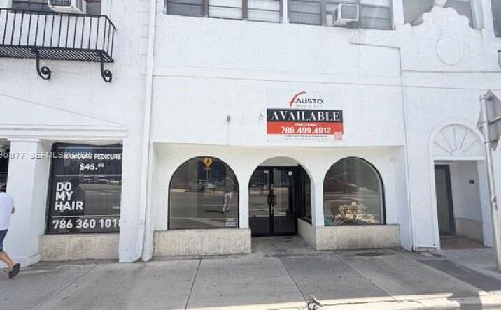 Pictures of Retail property located at 2606 SW 8th St, Miami, FL 33135 for lease - image #1