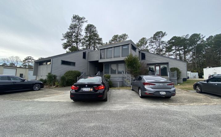 Pictures of Office, Retail property located at 606 Old Trolley Road # 201, Summerville, SC 29485 for lease - image #1
