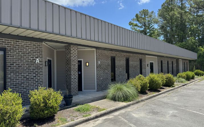 Pictures of Office property located at 1319 S Glenburnie Rd, New Bern, NC 28562 for lease - image #1