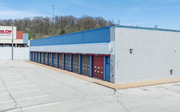 Pictures of Retail property located at 5133 US-30, Greensburg, PA 15601 for lease - image #1