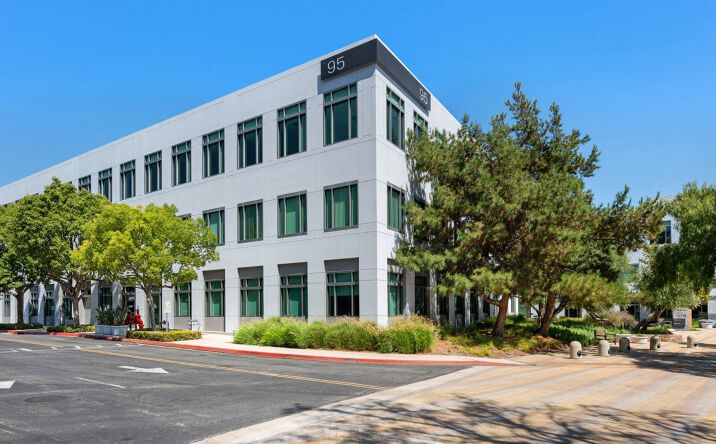 Pictures of Office property located at 95 Enterprise, Aliso Viejo, CA 92656 for lease - image #1