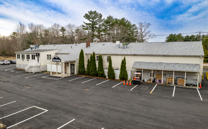Pictures of Retail property located at 460 Washington St, Pembroke, MA 02359 for lease - image #1