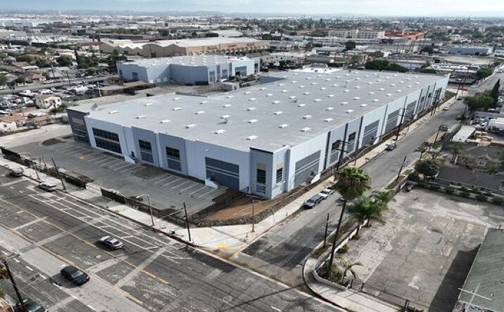 Pictures of Industrial property located at 6413 Wilmington Ave, Los Angeles, CA 90001 for lease - image #1