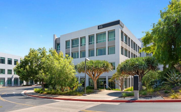 Pictures of Office property located at 85 Enterprise, Aliso Viejo, CA 92656 for lease - image #1