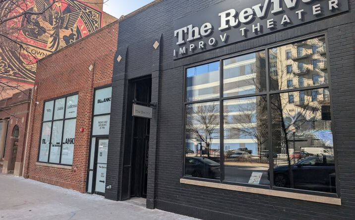 Pictures of Retail, Restaurant property located at 906 S Wabash Ave, Chicago, IL 60605 for lease - image #1