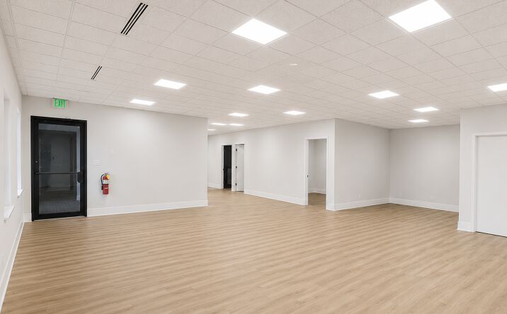 Pictures of Office property located at 8903 Broadway, Merrillville, IN 46410 for lease - image #1