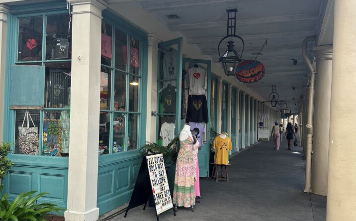 Pictures of Retail property located at 936 Decatur St, New Orleans, LA 70116 for lease - image #1