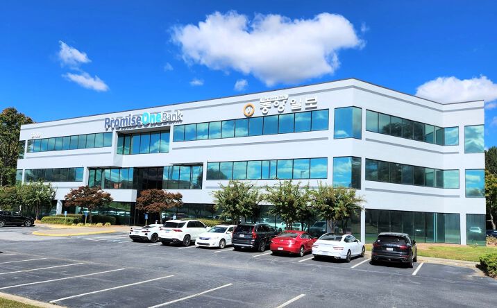 Pictures of Office property located at 2400 Pleasant Hill Rd, Duluth, GA 30096 for lease - image #1