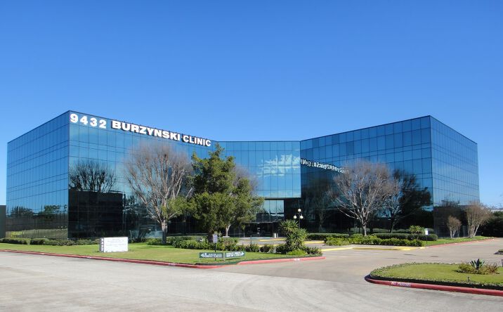 Pictures of Office property located at 9432 Katy Freeway, Houston, TX 77055 for lease - image #1