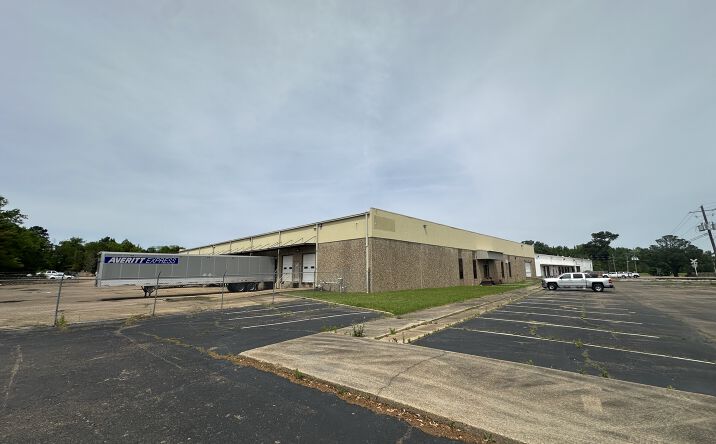 Pictures of Industrial property located at 545 Ford Ave, Jackson, MS 39209 for lease - image #1