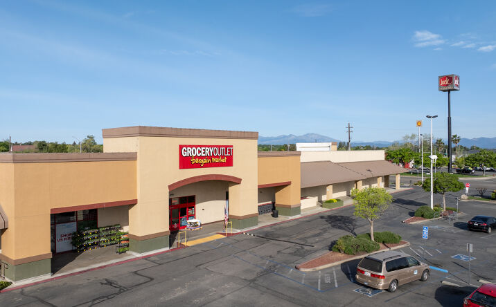 Pictures of Retail property located at 1816 CA-273, Anderson, CA 96007 for lease - image #1