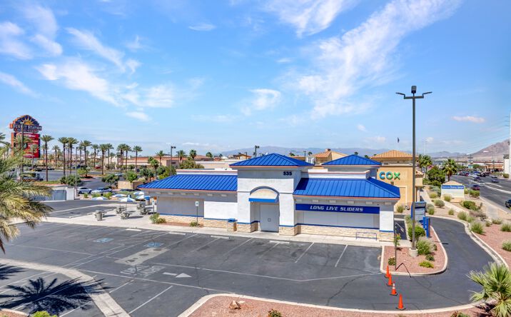 Pictures of Retail property located at 535 Marks St, Henderson, NV 89014 for lease - image #1