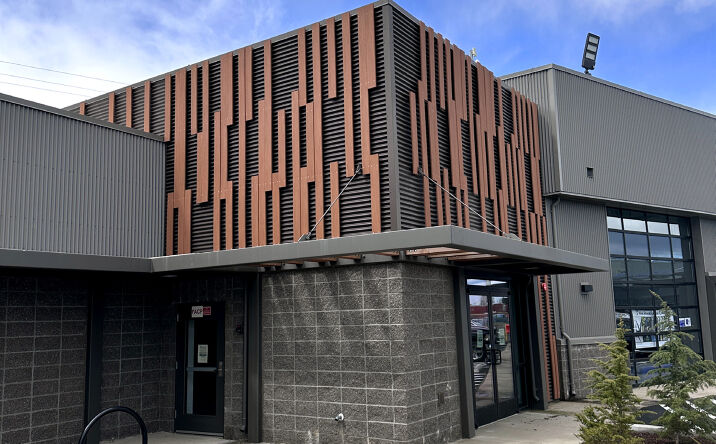 Pictures of Retail, Office property located at 1793 Silverton Road Northeast, Salem, OR 97301 for lease - image #1