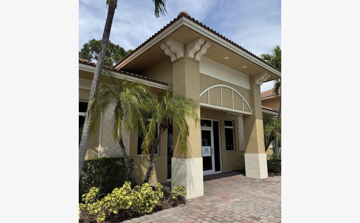 Pictures of Office property located at 300 NW Bethany Dr, Port St. Lucie, FL 34986 for lease - image #1