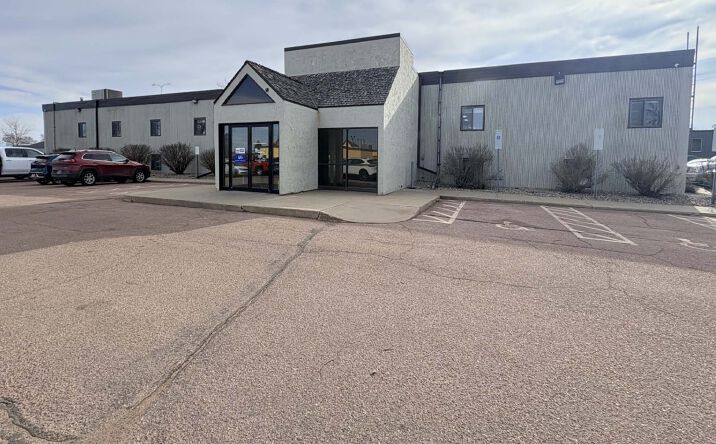 Pictures of Office property located at 817 W Russell St, Sioux Falls, SD 57104 for lease - image #1