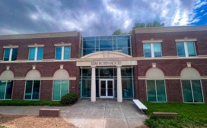 Pictures of Office property located at 3288 Robinhood Road, Winston-Salem, NC 27106 for lease - image #1