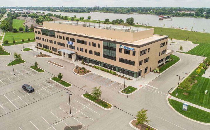 Pictures of Office property located at 4 Columbus Ave, Bay City, MI 48706 for lease - image #1