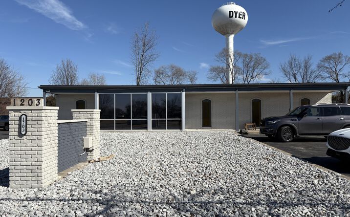 Pictures of Office property located at 1203 Sheffield Avenue, Dyer, IN 46311 for lease - image #1