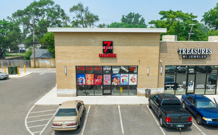 Pictures of Retail property located at 2071 8 Mile Road, Warren, MI 48091 for lease - image #1