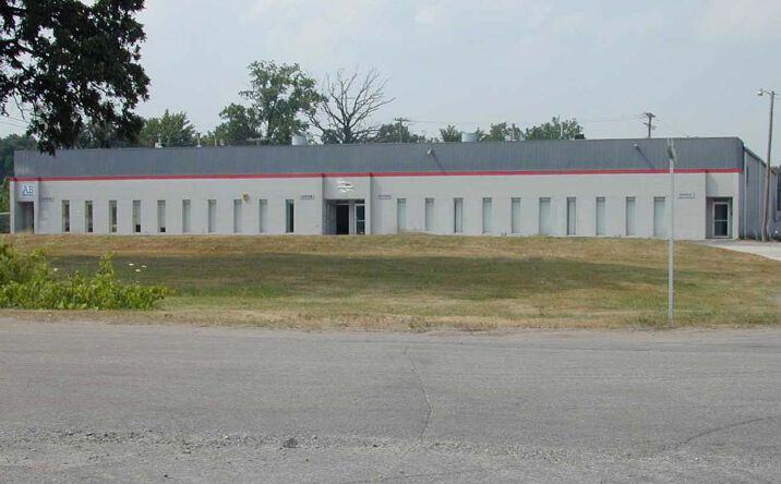 Pictures of Industrial property located at 30022-28 Beverly Rd, Romulus, MI 48174 for lease - image #1