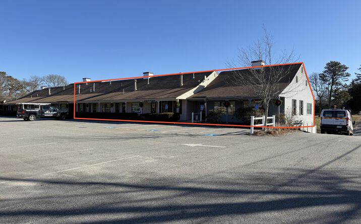 Pictures of Retail property located at 714 Main Street, Yarmouth Port, MA 02675 for lease - image #1