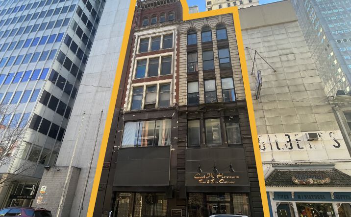 Pictures of Office property located at 634 Smithfield St, Pittsburgh, PA 15222 for lease - image #1