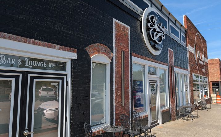 Pictures of Retail, Office, Restaurant property located at 106 East Main Street, Garner, NC 27529 for lease - image #1