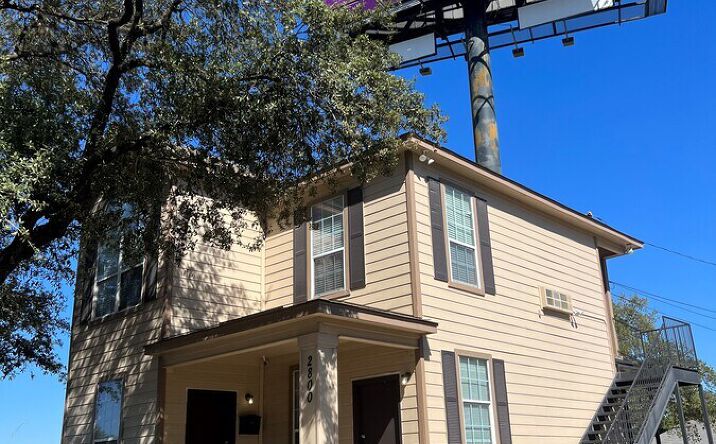 Pictures of Office property located at 2800 Northwest Loop 410, San Antonio, TX 78230 for lease - image #1