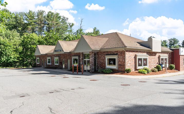 Pictures of Restaurant, Retail property located at 223 Groton Rd, Westford, MA 01886 for lease - image #1